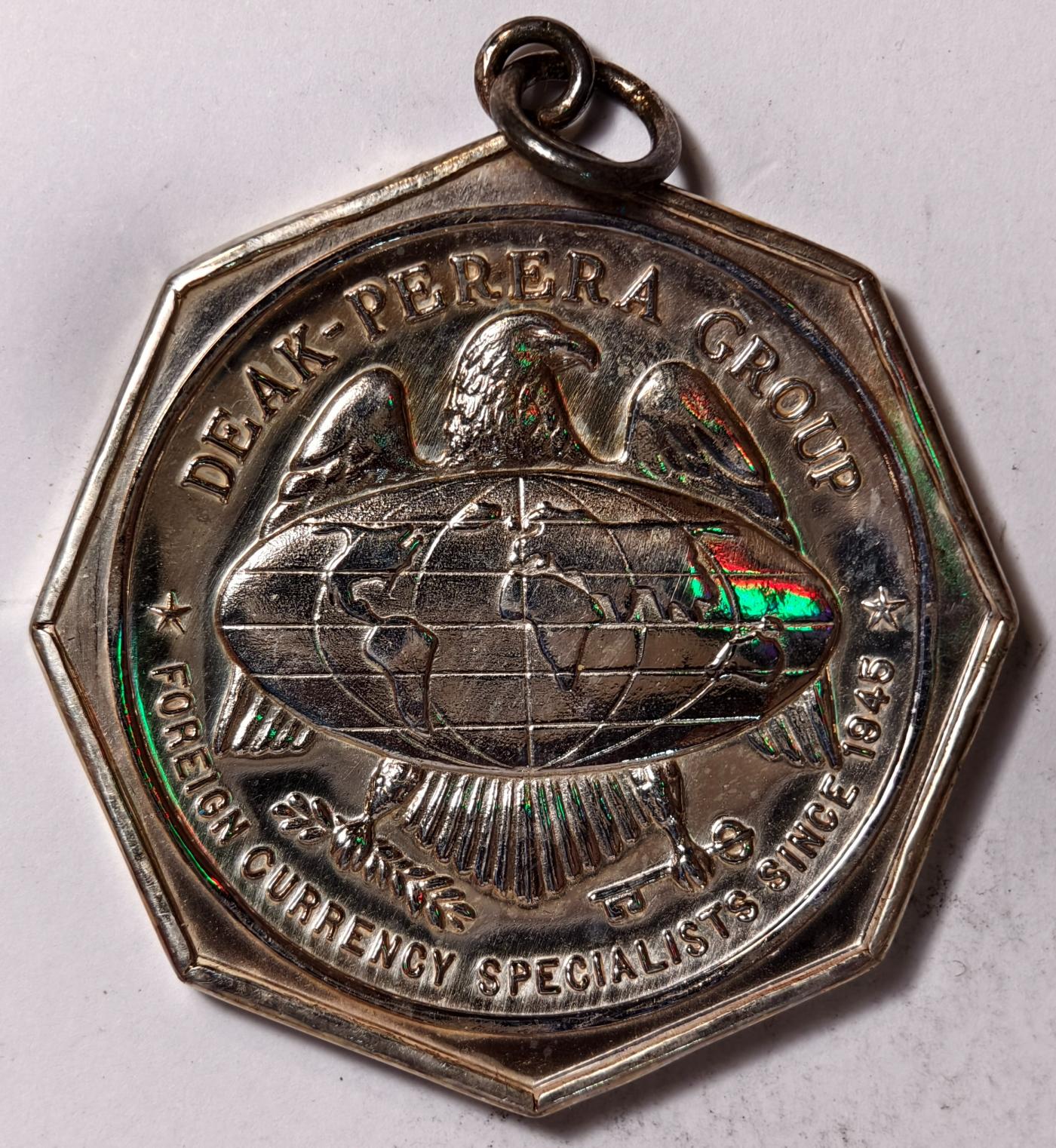 紫瑗钱币——第374期拍卖 美国 1974年 deak-perera 公司 1盎司 六边形银章 31.1克 0.999银