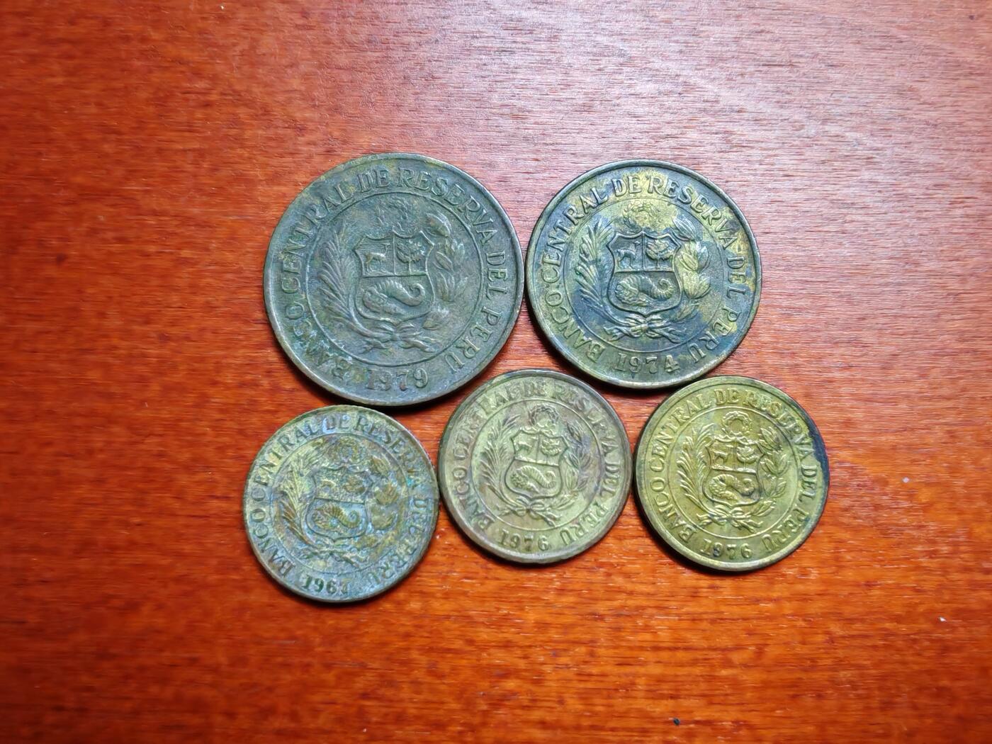 长老汇龙年散币拍卖第一场 1967-79秘鲁铜币，5枚，含羊驼币一枚