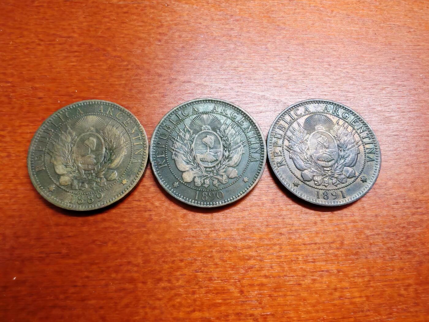 长老汇龙年散币拍卖第一场 1889-90-91阿根廷2分大铜币，直径30毫米，连续三年共3枚，好品