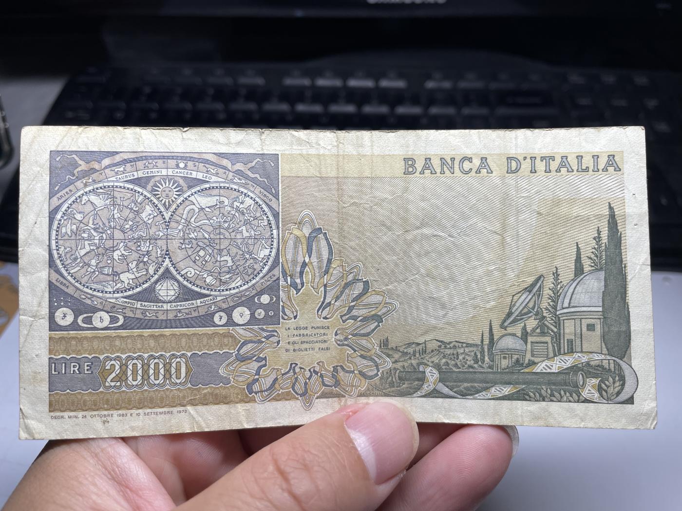 2024年集古藏今外币拍卖第七期-第10场—（总第70拍）-纸币专场，本场拍完结算发货，本期寄存的2-3天内完成发货，再进行下一期拍卖，本期拍卖数量最多者赠老扑克一副 意大利2000里拉