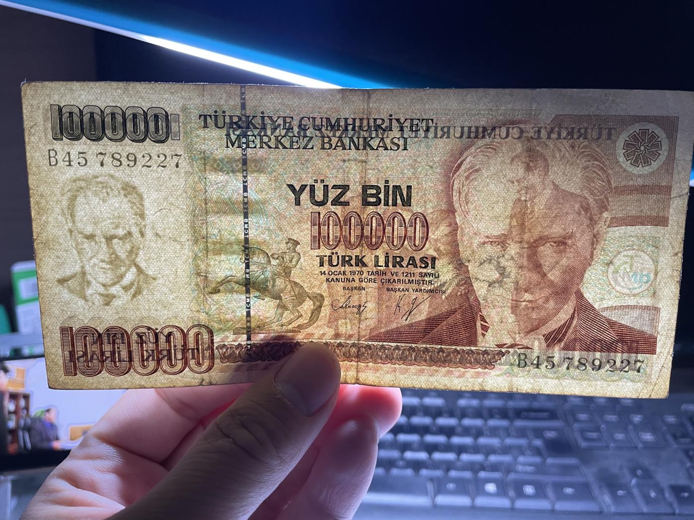 2024年集古藏今外币拍卖第七期-第10场—（总第70拍）-纸币专场，本场拍完结算发货，本期寄存的2-3天内完成发货，再进行下一期拍卖，本期拍卖数量最多者赠老扑克一副 1970年土耳其100000里拉