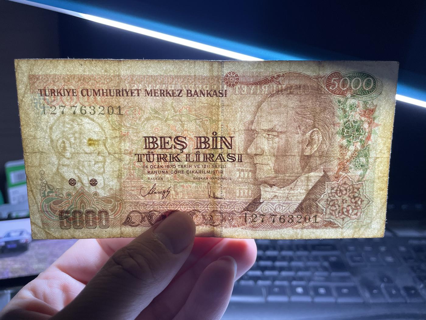 2024年集古藏今外币拍卖第七期-第10场—（总第70拍）-纸币专场，本场拍完结算发货，本期寄存的2-3天内完成发货，再进行下一期拍卖，本期拍卖数量最多者赠老扑克一副 1970年土耳其5000里拉