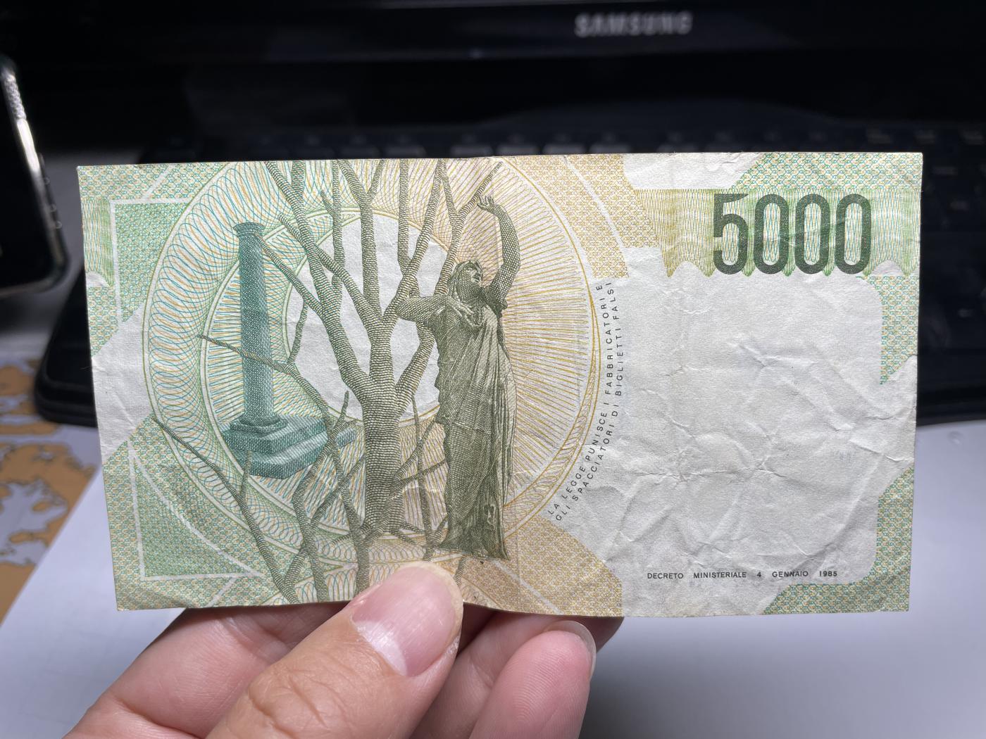 2024年集古藏今外币拍卖第七期-第10场—（总第70拍）-纸币专场，本场拍完结算发货，本期寄存的2-3天内完成发货，再进行下一期拍卖，本期拍卖数量最多者赠老扑克一副 意大利5000里拉