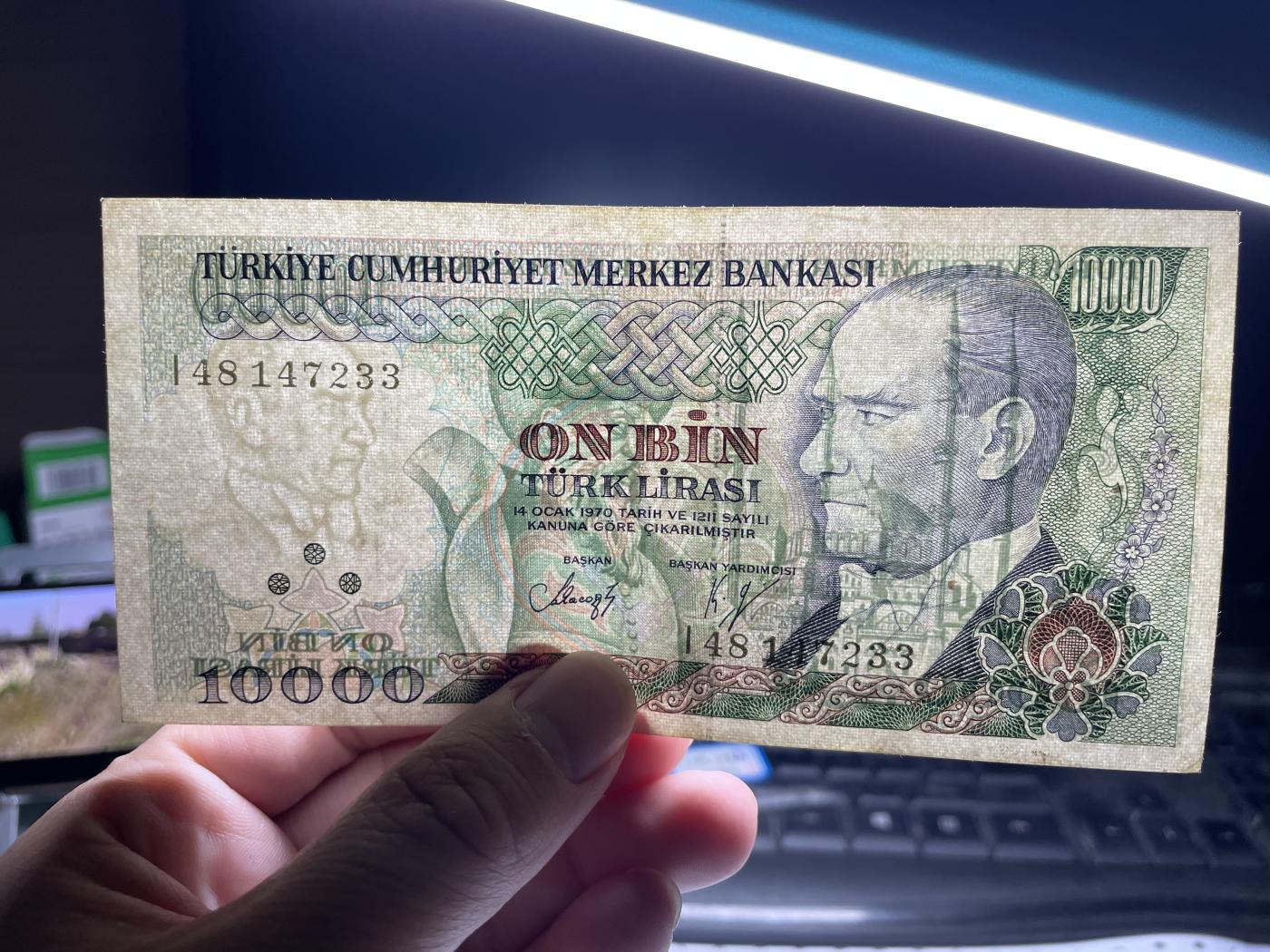 2024年集古藏今外币拍卖第七期-第10场—（总第70拍）-纸币专场，本场拍完结算发货，本期寄存的2-3天内完成发货，再进行下一期拍卖，本期拍卖数量最多者赠老扑克一副 1970年土耳其10000里拉