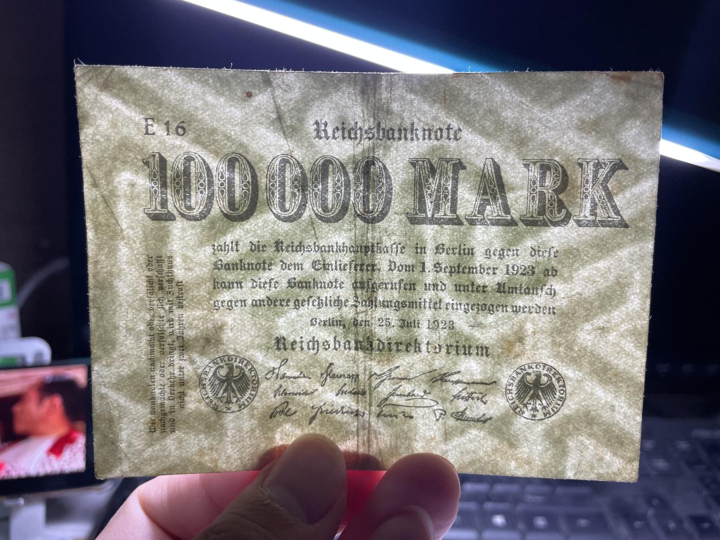 2024年集古藏今外币拍卖第七期-第10场—（总第70拍）-纸币专场，本场拍完结算发货，本期寄存的2-3天内完成发货，再进行下一期拍卖，本期拍卖数量最多者赠老扑克一副 1923年德国100000马克