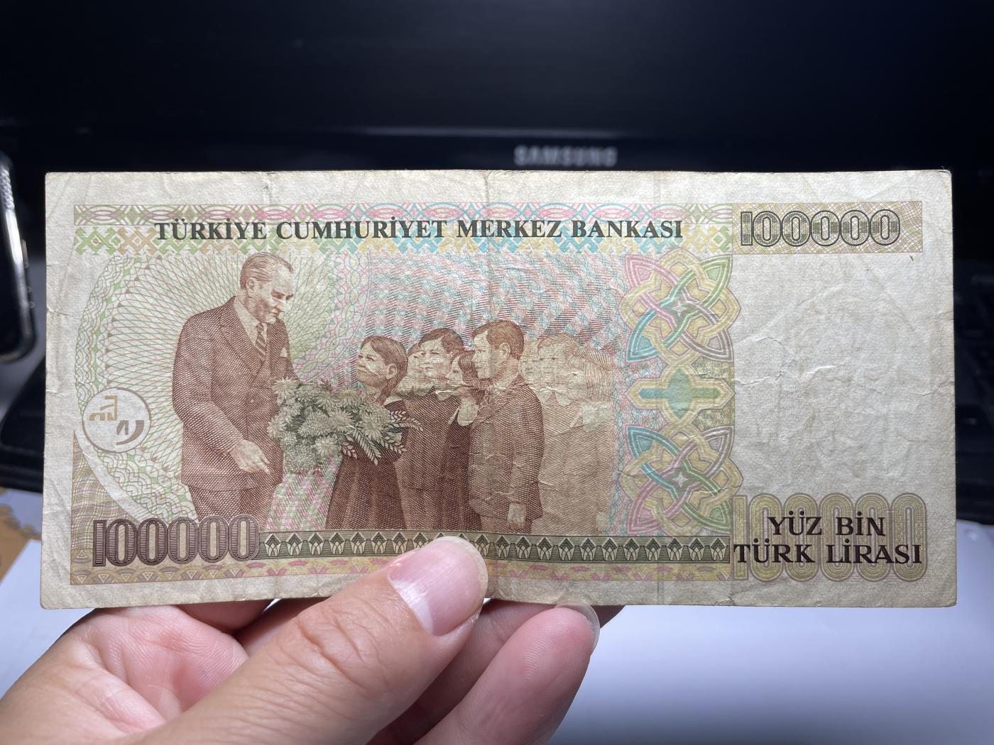 2024年集古藏今外币拍卖第七期-第10场—（总第70拍）-纸币专场，本场拍完结算发货，本期寄存的2-3天内完成发货，再进行下一期拍卖，本期拍卖数量最多者赠老扑克一副 1970年土耳其100000里拉