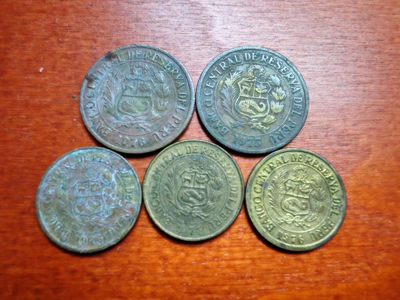 长老汇龙年散币拍卖第一场 1975-76秘鲁铜币，5枚