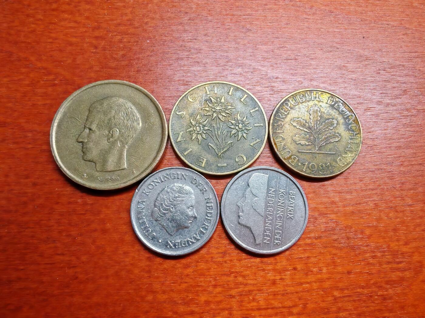 长老汇龙年散币拍卖第一场 1971-91德国、奥地利、比利时、荷兰铜镍币，5枚，流通品相如图