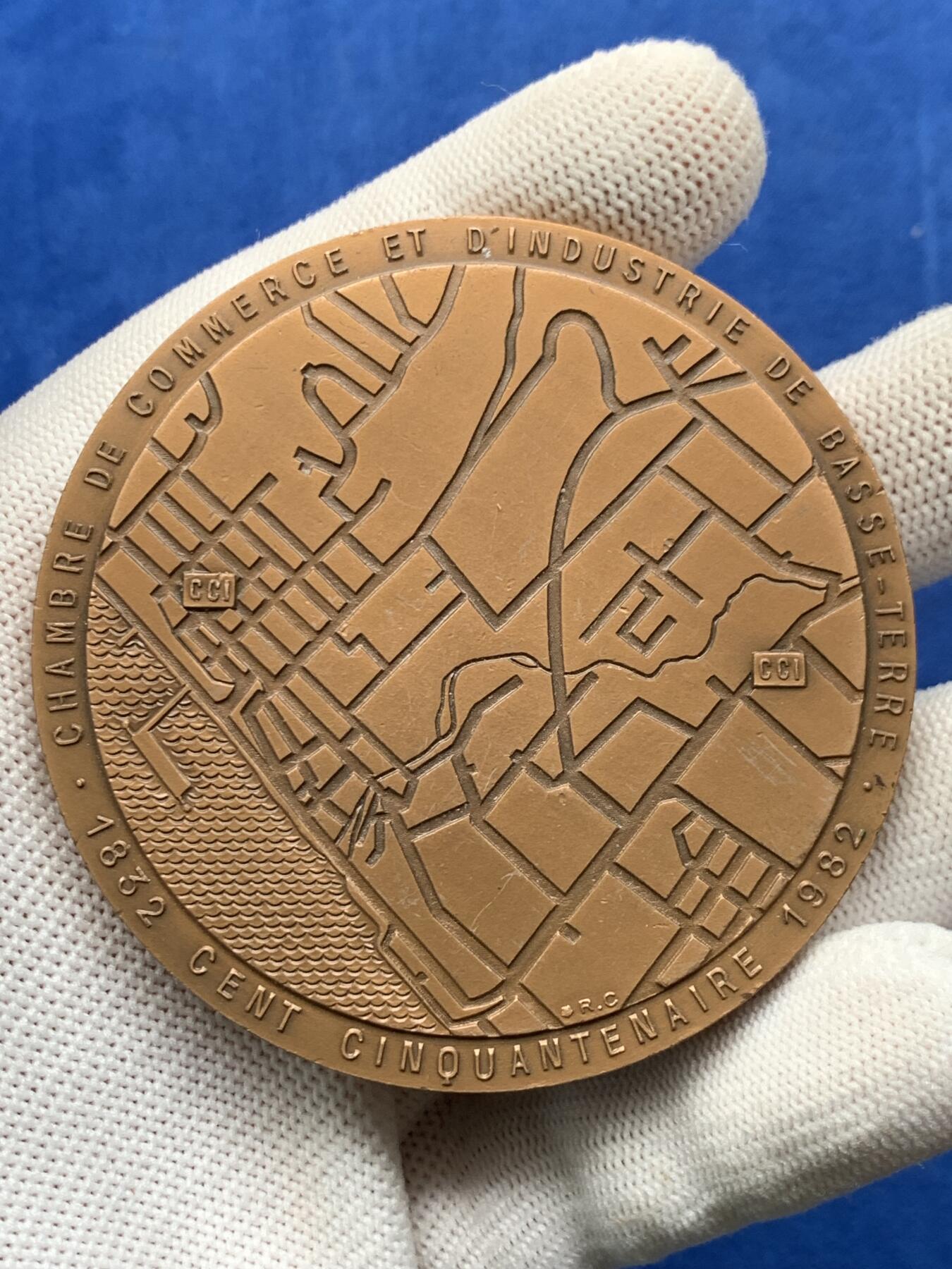 《竞宝斋》第274场- 周日，周一，周二  3场连拍 （全场包邮） 法国巴斯特尔工商会铜章 187.4克 67.8mm