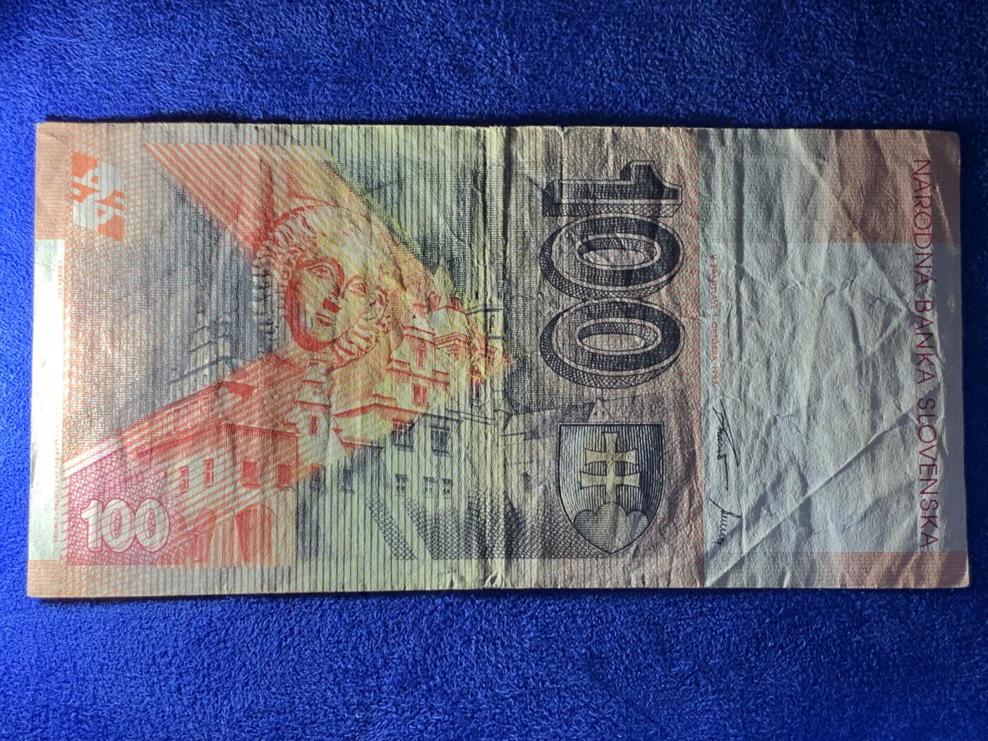 《竞宝斋》第274场- 周日，周一，周二  3场连拍 （全场包邮） 斯洛伐克-1997年100克朗 托马斯·德纳罗 纸币 细节见图