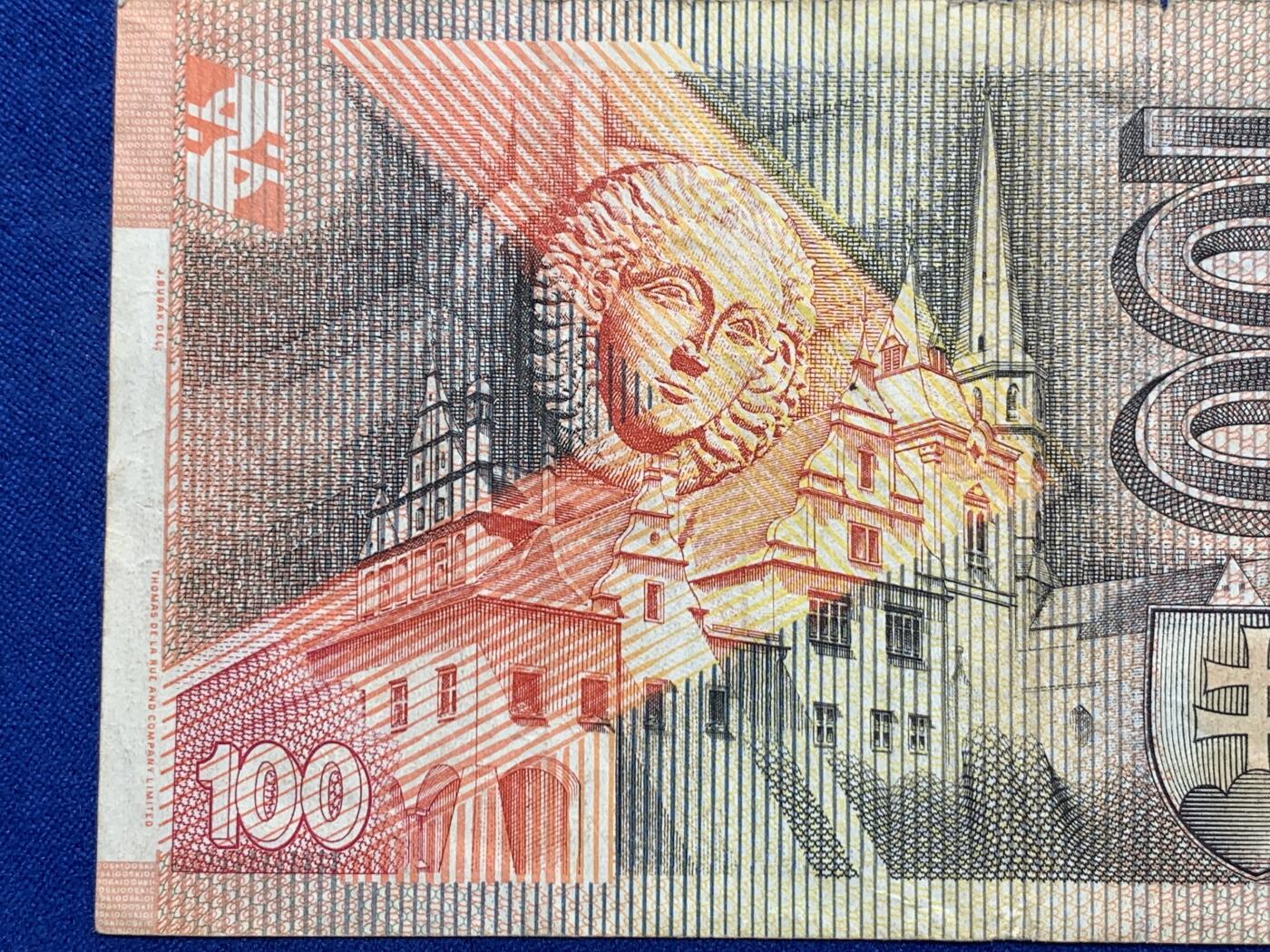 《竞宝斋》第274场- 周日，周一，周二  3场连拍 （全场包邮） 斯洛伐克-1997年100克朗 托马斯·德纳罗 纸币 细节见图