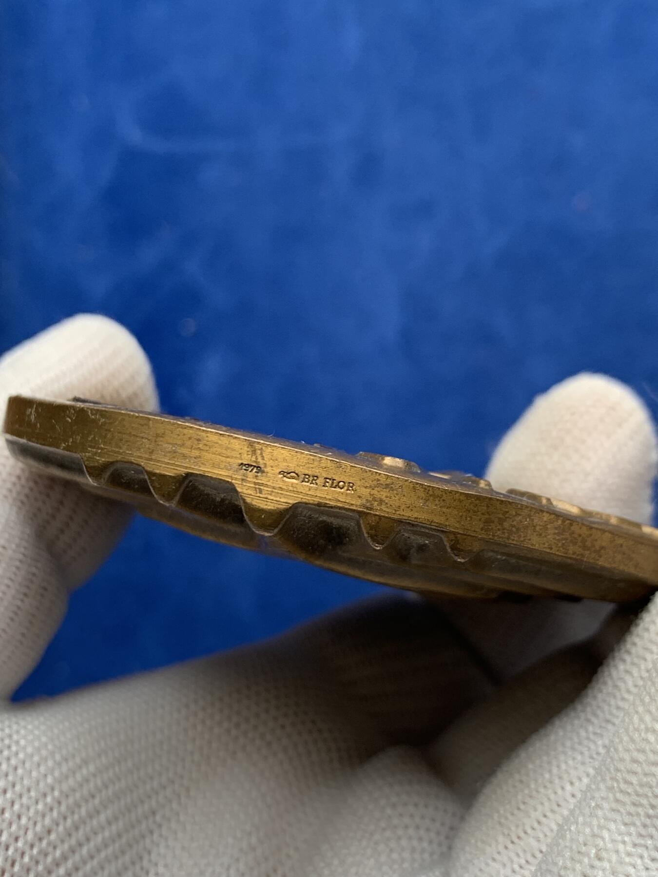 《竞宝斋》第274场- 周日，周一，周二  3场连拍 （全场包邮） 法国维罗弗莱市铜章 246克 67.6mm