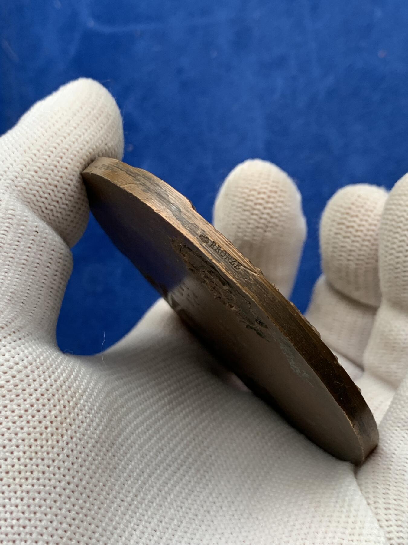 《竞宝斋》第274场- 周日，周一，周二  3场连拍 （全场包邮） 法国中产社会团体铜章 171克 69.2mm