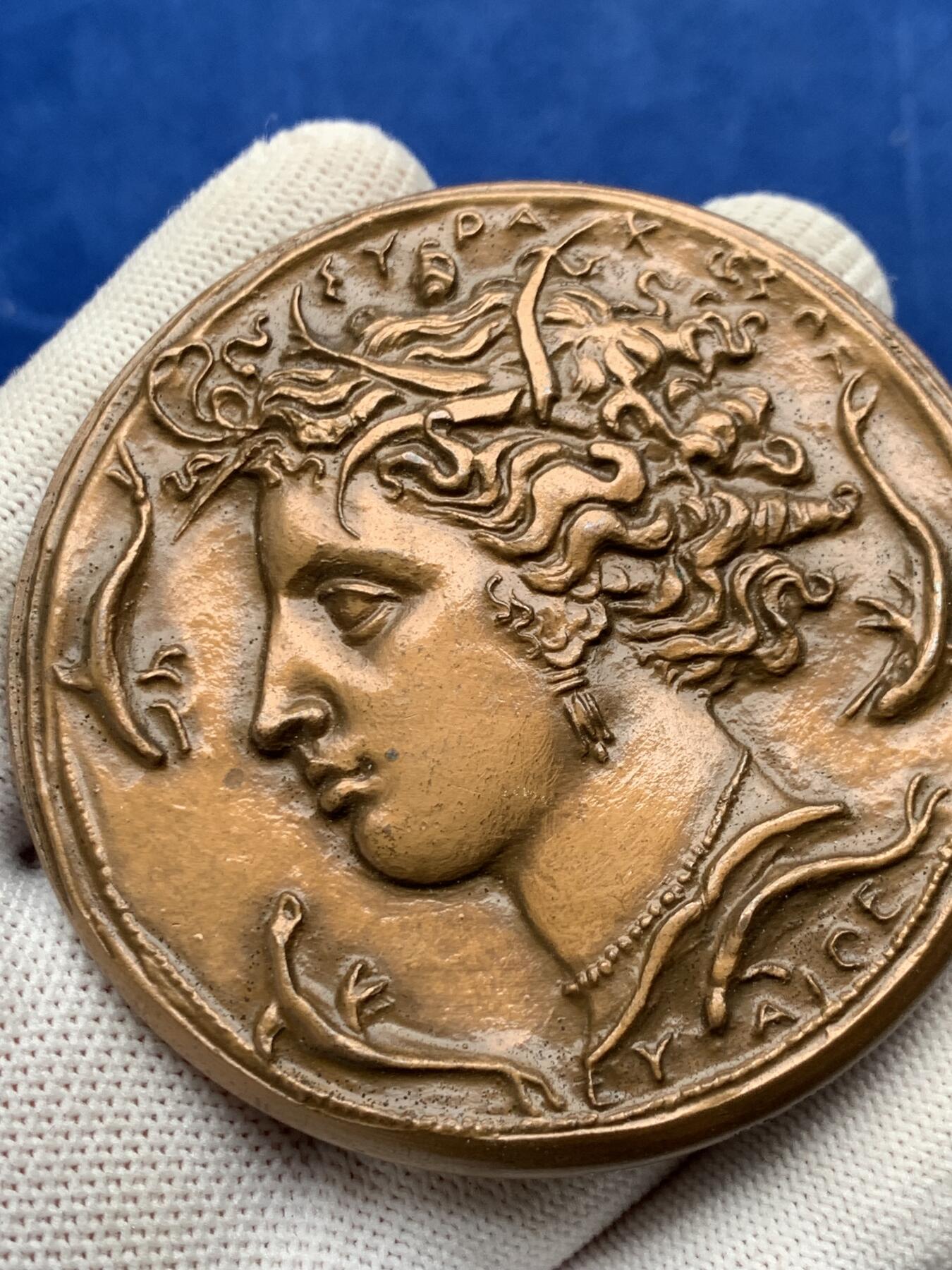 《竞宝斋》第274场- 周日，周一，周二  3场连拍 （全场包邮） 法国通用电气建设联盟铜章 170.9克 68.4mm