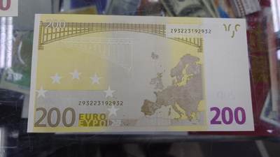 【世界钱币】精选微拍第109期暨2024年第20期  新到部分硬货(群里选剩) - 2002年欧盟200 三签Z冠比利时 全新绝品无47尾号2932