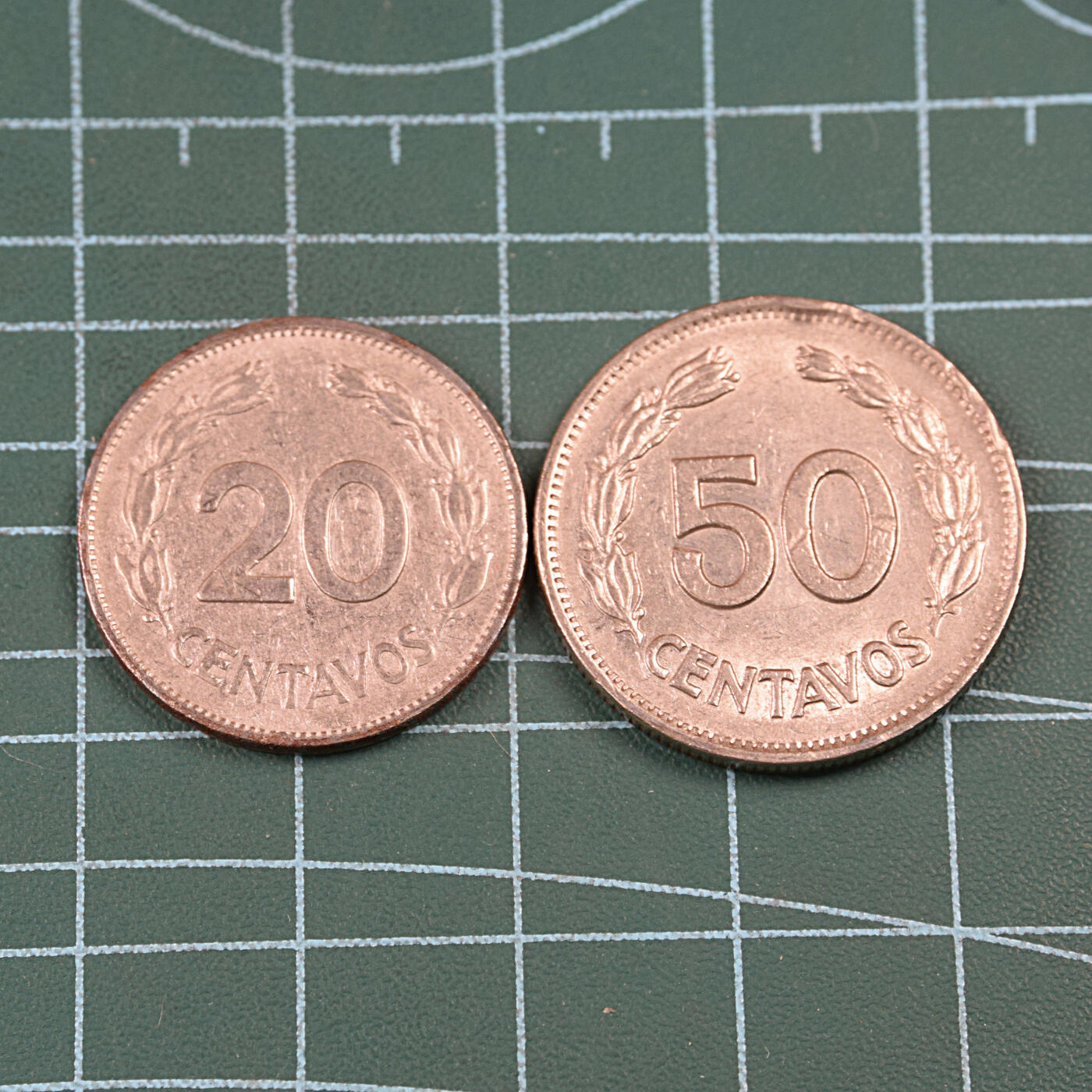 天业钱币散币、银币拍卖第44次专场 全场0元起拍0佣金转发分佣，欢迎围观参拍 厄瓜多尔一对