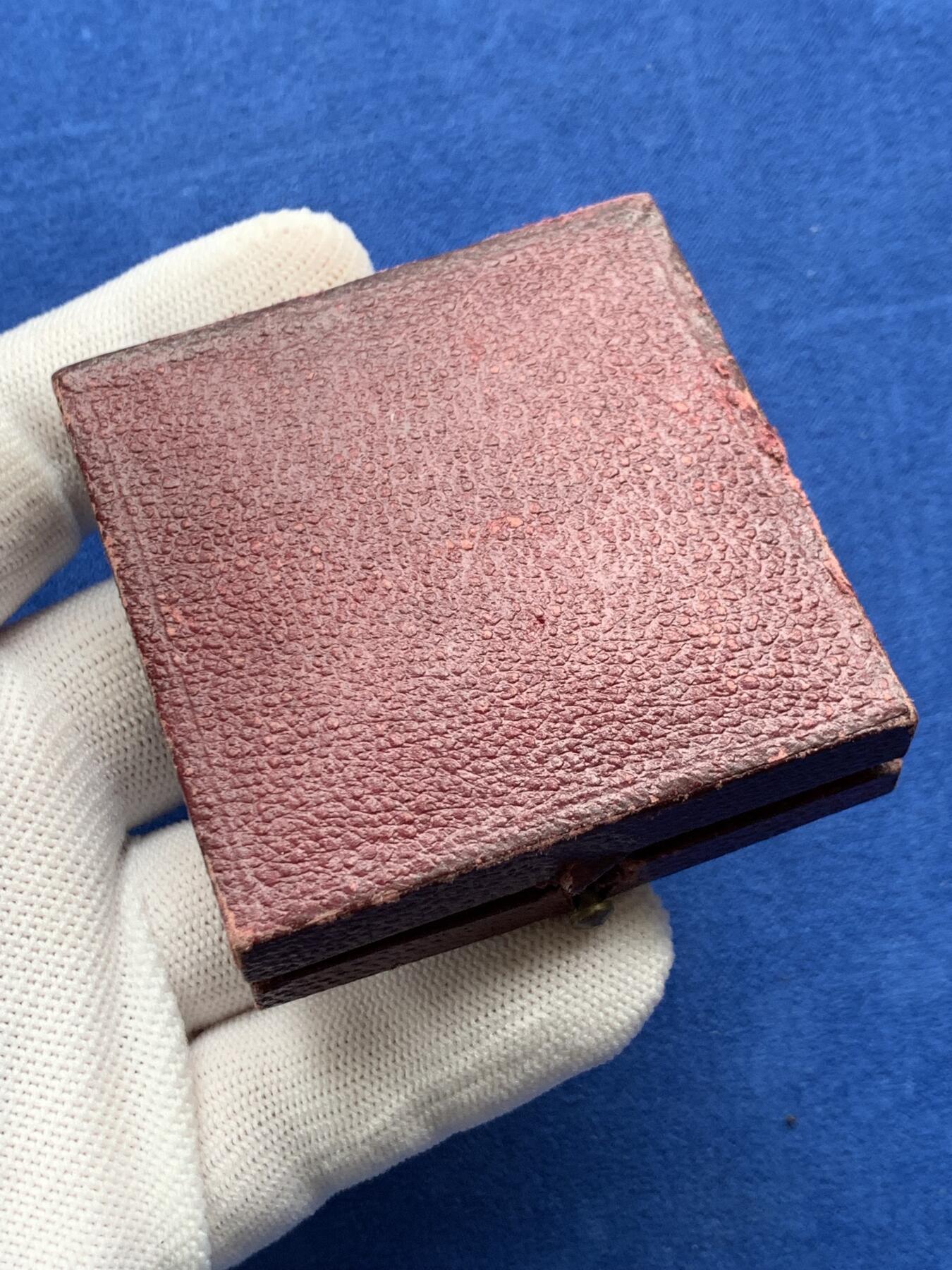 《竞宝斋》第274场- 周日，周一，周二  3场连拍 （全场包邮） 法国巴黎第十一区学校基金铜章 15.4克 33.6mm