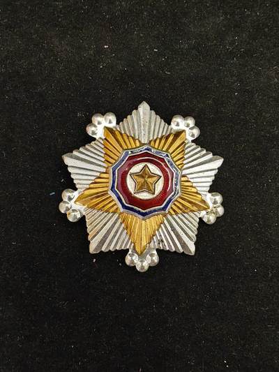 朝鲜章二级1枚 - 朝鲜章二级1枚