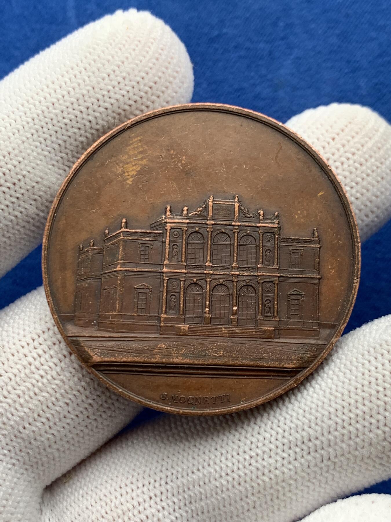 《竞宝斋》第274场- 周日，周一，周二  3场连拍 （全场包邮） 瑞士日内瓦音乐学院 34.7克 41.1mm