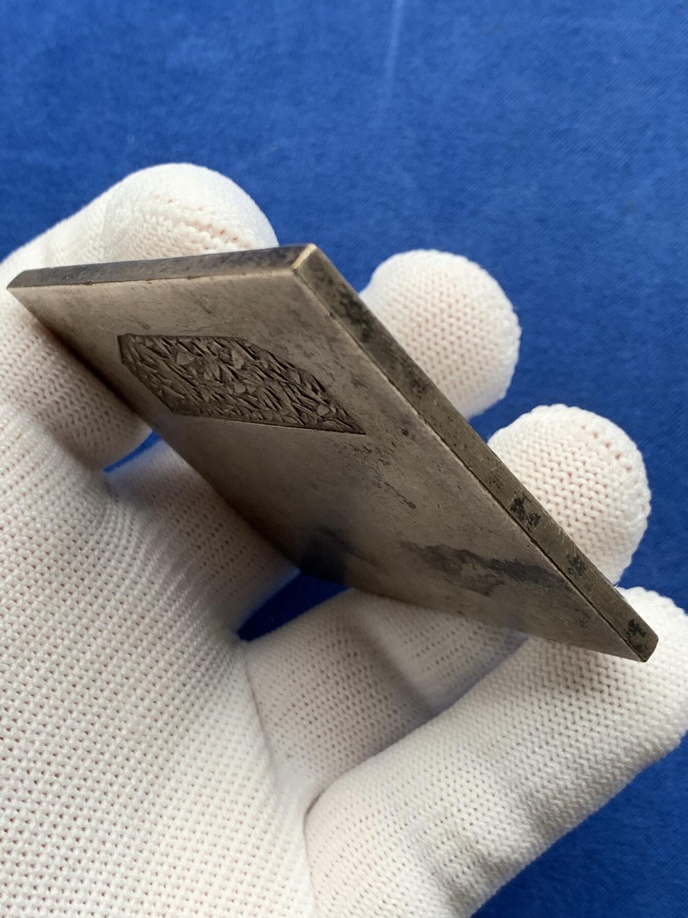 《竞宝斋》第274场- 周日，周一，周二  3场连拍 （全场包邮） 法国大力神杯镀银铜章 95.7克 60.5*53.9mm