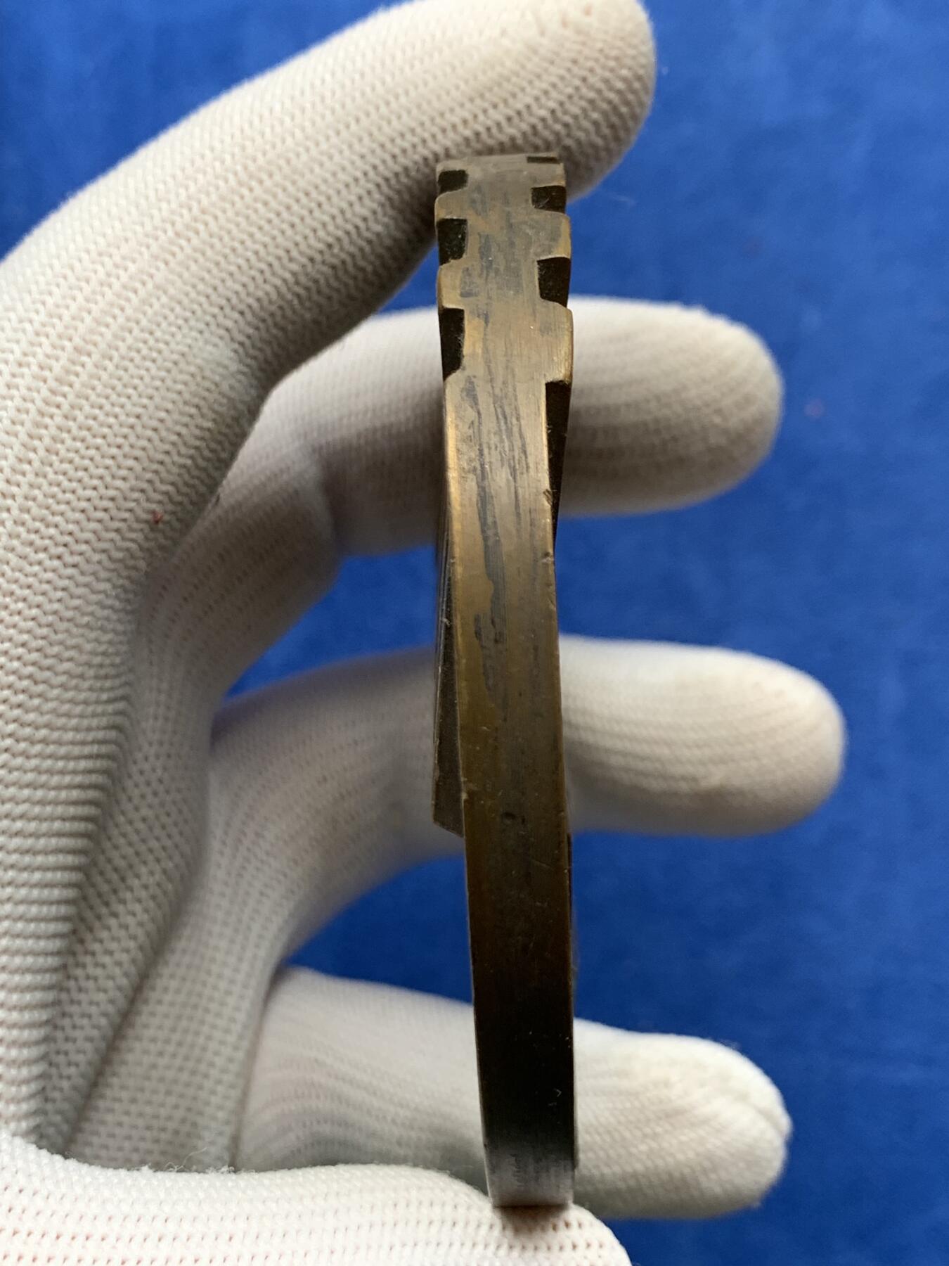 《竞宝斋》第274场- 周日，周一，周二  3场连拍 （全场包邮） 葡萄牙里斯本展览铜章 268克 78.3mm