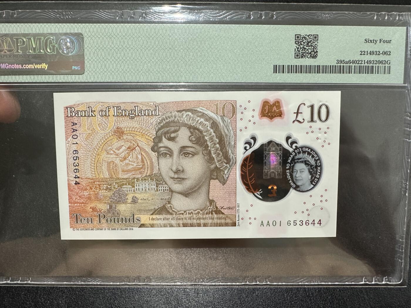 《外钞收藏家》第三百七十三期 2016年英国最新版塑料钞10镑 PMG64 AA01首发冠