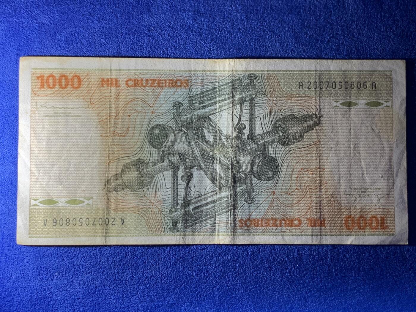 《竞宝斋》第274场- 周日，周一，周二  3场连拍 （全场包邮） 巴西(1981-85)年 1000克鲁塞罗纸币 细节见图