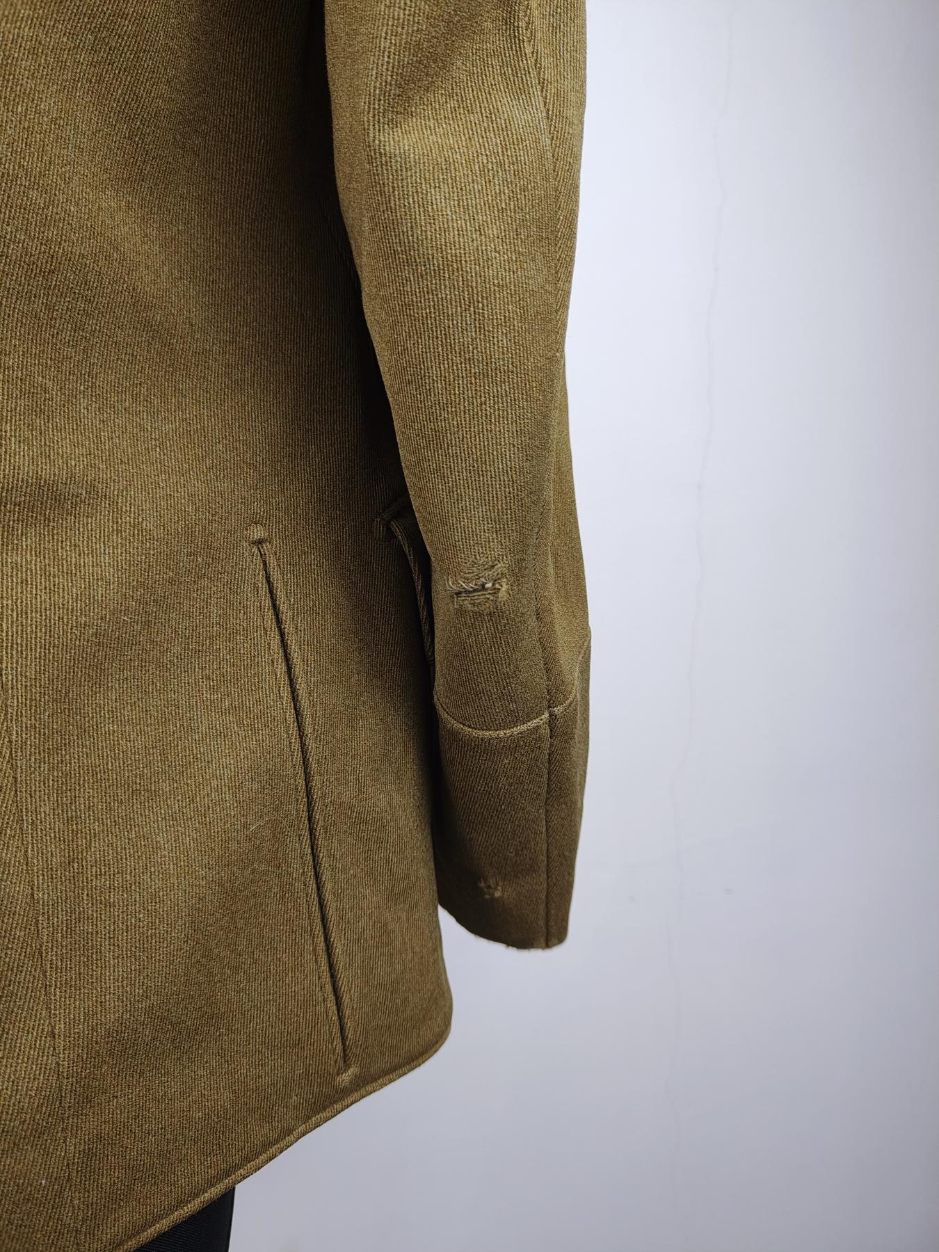 全场0元起拍 第161期 咸鱼国勋章拍卖专场 6月2日（周日）下午6：00开始 原品 98通礼 上衣 （肩章作为参考不算在内）胸围100 肩宽42 衣长64 袖长55领围38