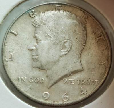 六一儿童节外国大银币专场（中拍皆有赠品），全场（新疆、西藏、港澳台除外）包邮，发货自带纸夹或圆盒防止磕碰 - 美国1964年高银肯尼迪50分银币，重12.5克，今日银价7.08元/克，纯银价79.65元