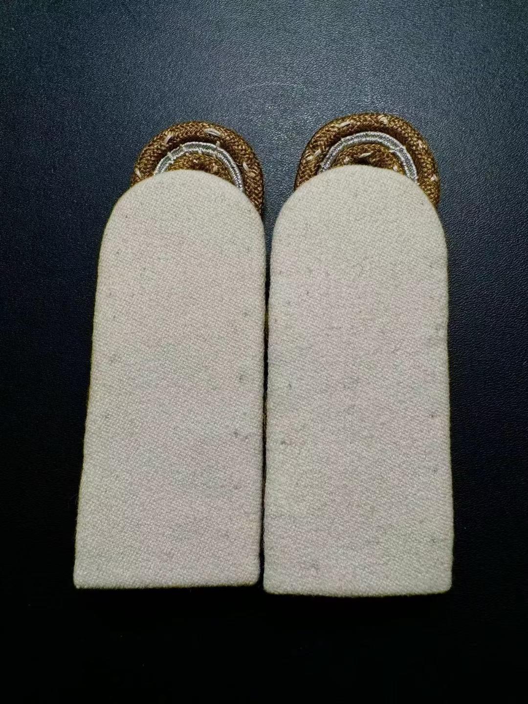 德三空军少将肩章， 德三空军少将肩章，