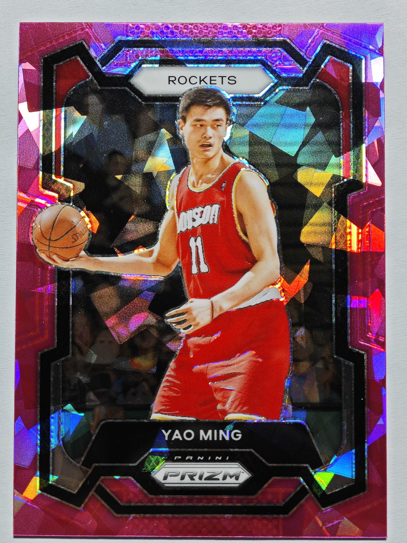 【德藏】 卡牌拍卖第13期【无每件最低收费❗️】 NBA 2023-24 PANINI PRIZM 火箭 姚明 粉碎冰折 (本卡包装为全新：卡膜、卡夹、卡夹膜)