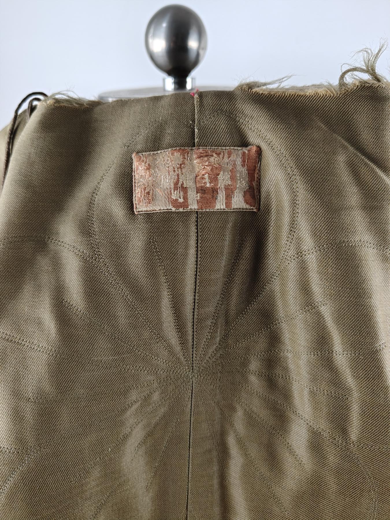 全场0元起拍 第161期 咸鱼国勋章拍卖专场 6月2日（周日）下午6：00开始 原品 98通礼 上衣 （肩章作为参考不算在内）胸围100 肩宽42 衣长64 袖长55领围38