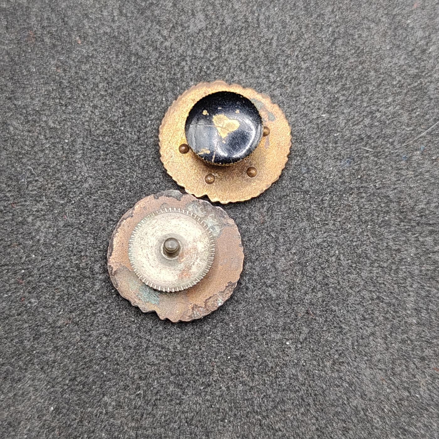 全场0元起拍 第161期 咸鱼国勋章拍卖专场 6月2日（周日）下午6：00开始 日本战前铁道省领章