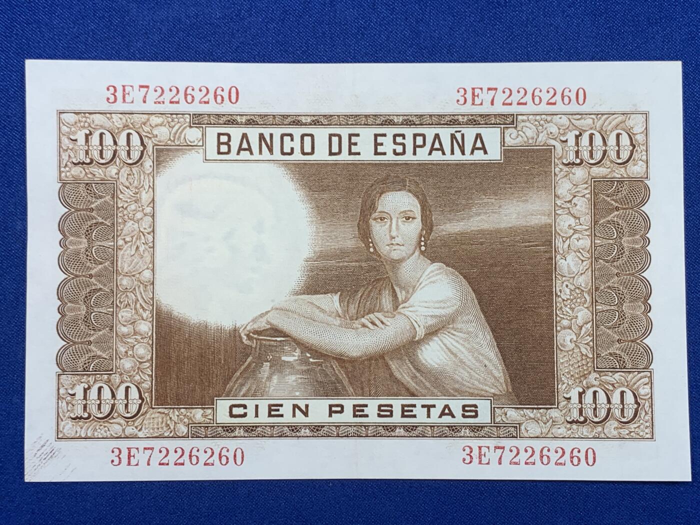 《竞宝斋》第274场- 周日，周一，周二  3场连拍 （全场包邮） 西班牙 1953年 油画《模特》 100比塞塔 纸币 