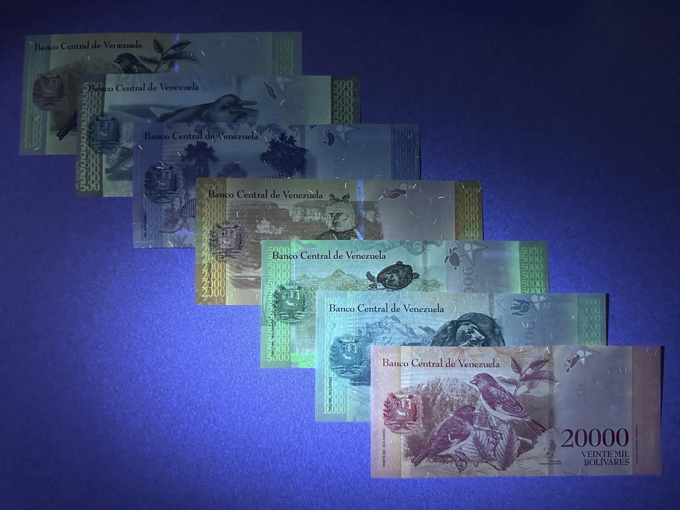 《张总收藏》152期-海外套币超精品场 委内瑞拉100-20000玻利瓦尔7张 UNC 2017年版