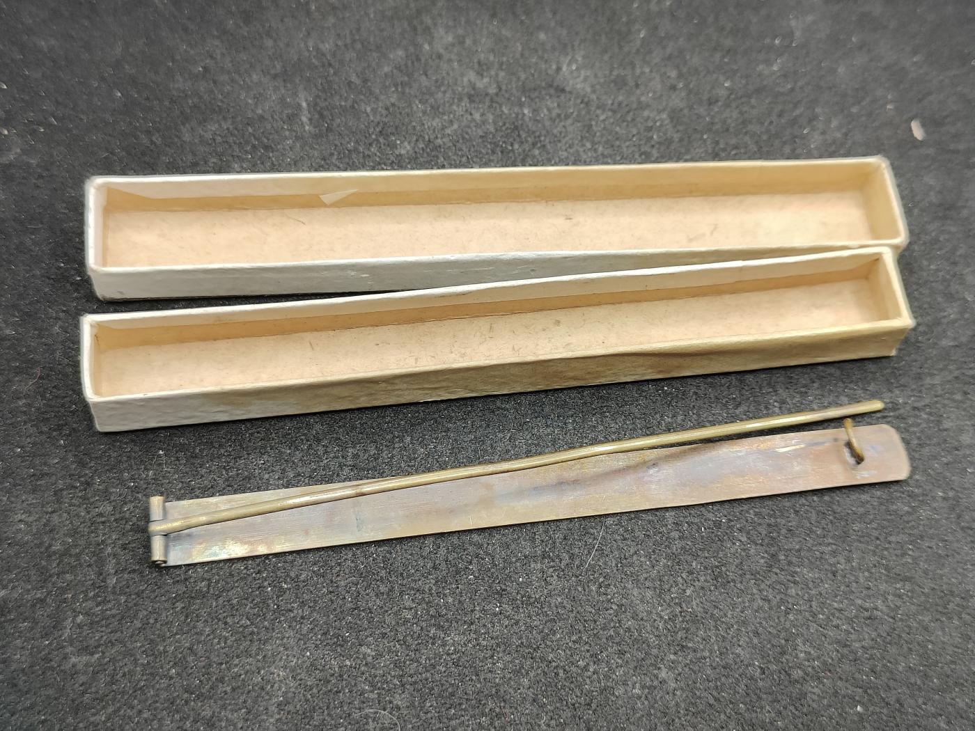 全场0元起拍 第161期 咸鱼国勋章拍卖专场 6月2日（周日）下午6：00开始 日本早期 三连略架子 带盒