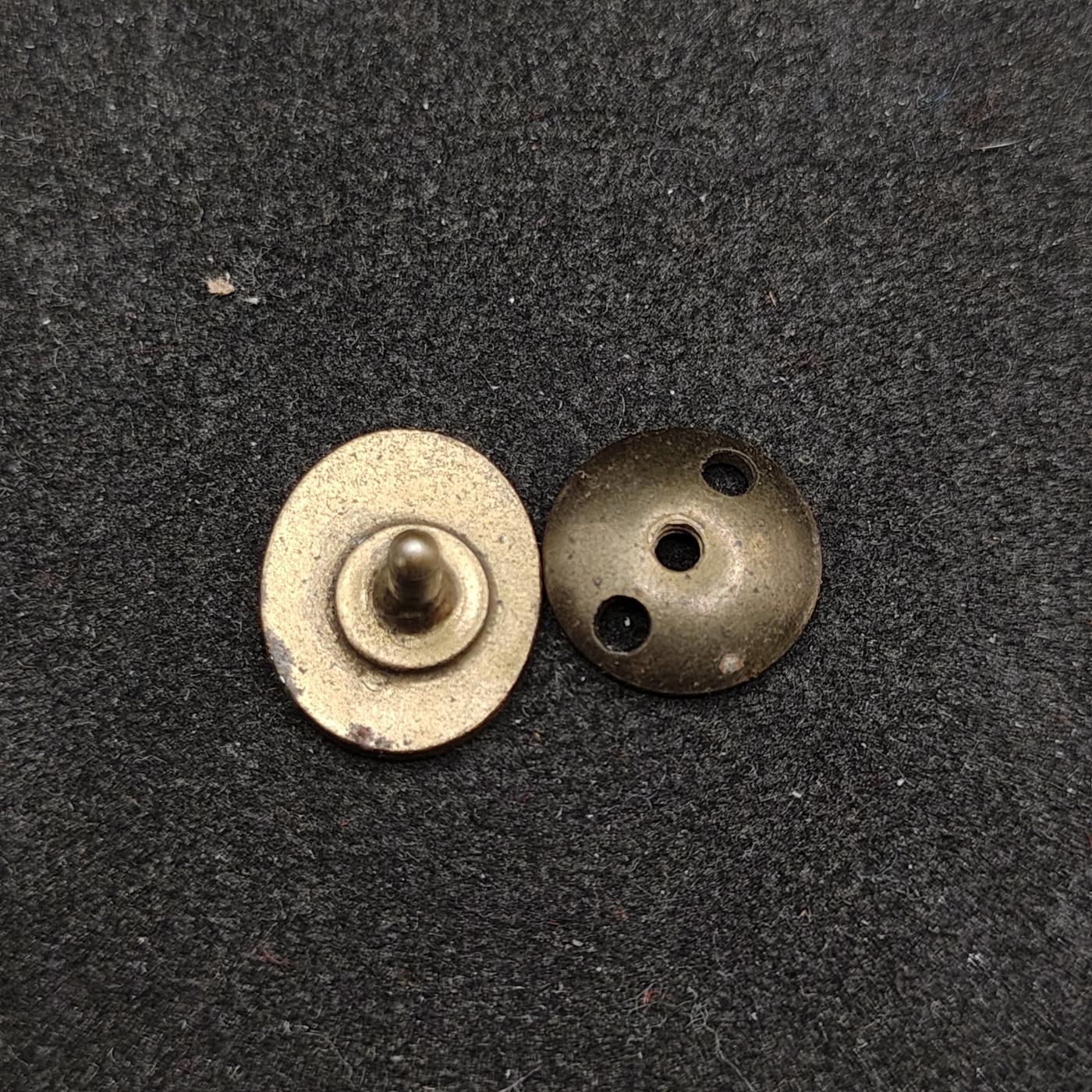 全场0元起拍 第161期 咸鱼国勋章拍卖专场 6月2日（周日）下午6：00开始 稀少早期 东德社会统一党珐琅盘扣党徽