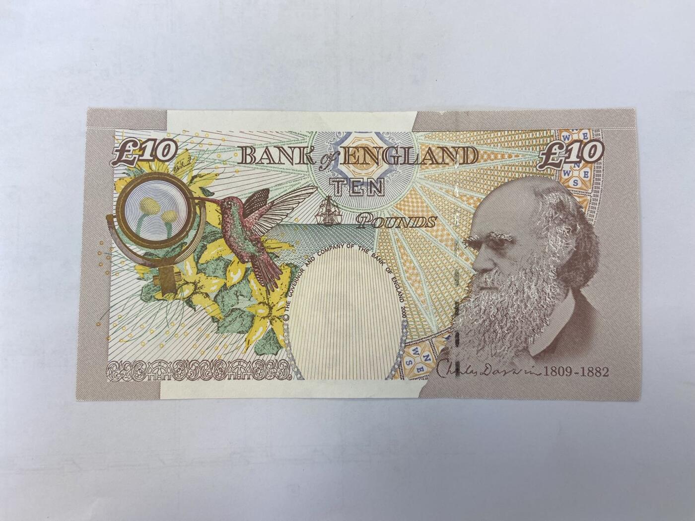 【炜奕收藏】裸钞专场第5期 【EA23701763】英国E序列再版10磅，AUC品相