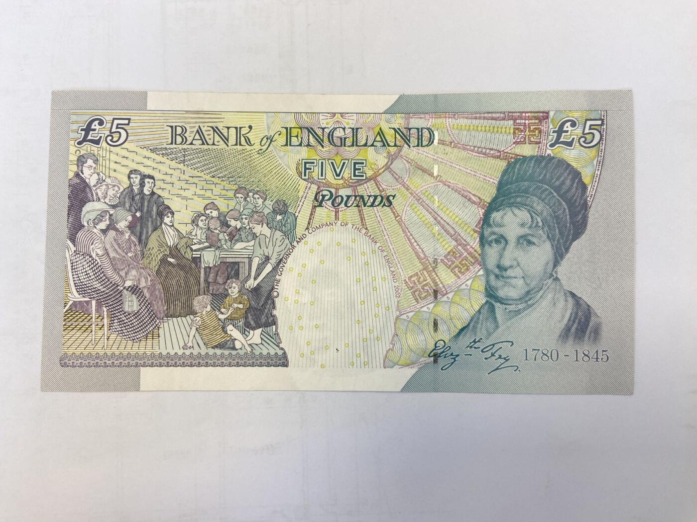 【炜奕收藏】裸钞专场第5期 【LE71374616】英国E序列再版5磅，AUC品相