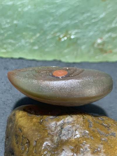 精美亚光冰飘冻料战国红玛瑙手工俏色巧雕龙戏珠吊坠（把件）一个！ 精美亚光冰飘冻料战国红玛瑙手工俏色巧雕龙戏珠吊坠（把件）一个！