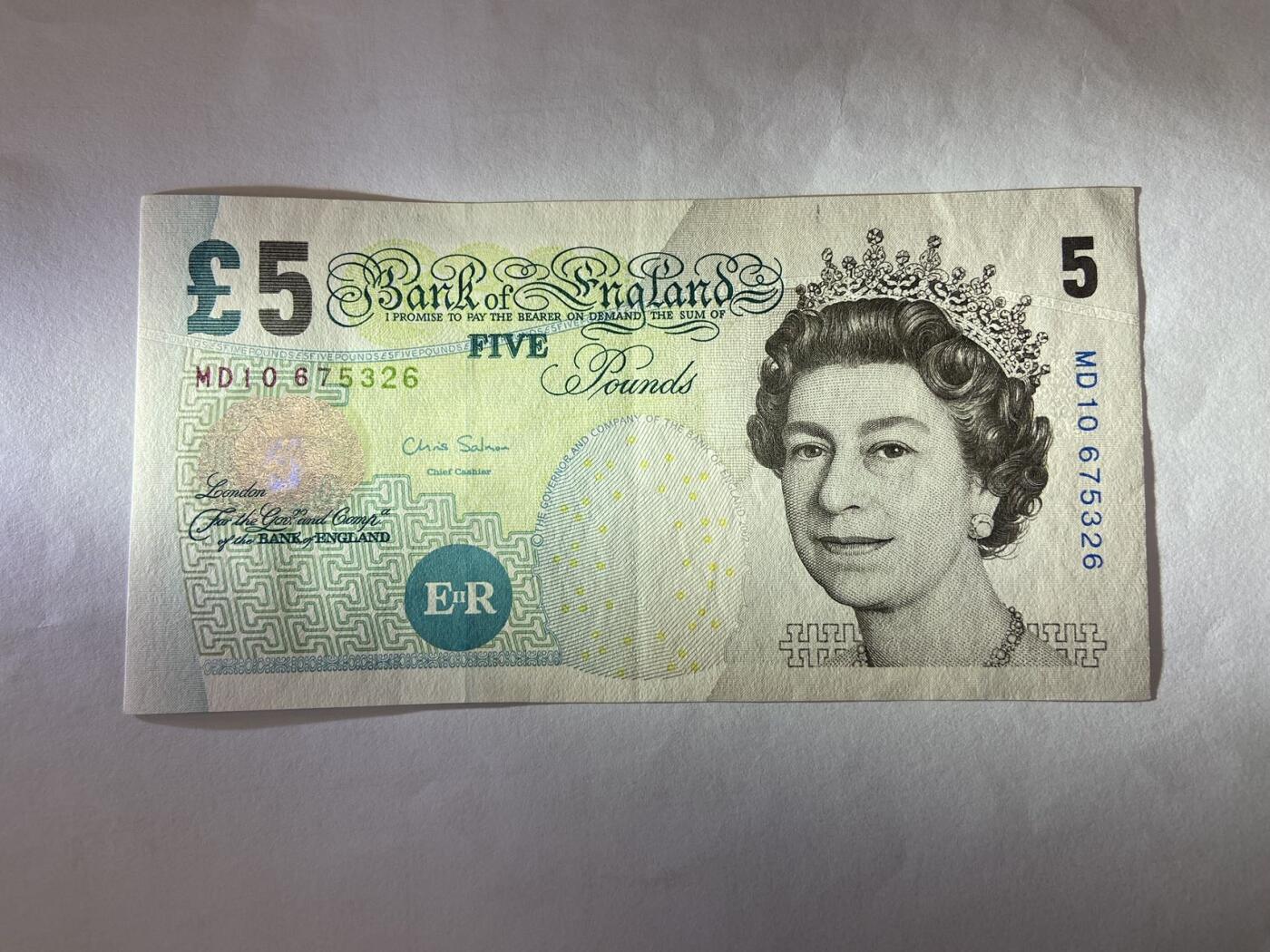 【炜奕收藏】裸钞专场第5期 【MD10675326】英国E序列再版5磅，AUC品相