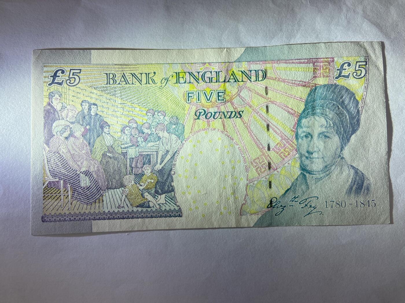 【炜奕收藏】裸钞专场第5期 【JJ77175313】英国E序列再版5磅，AUC品相