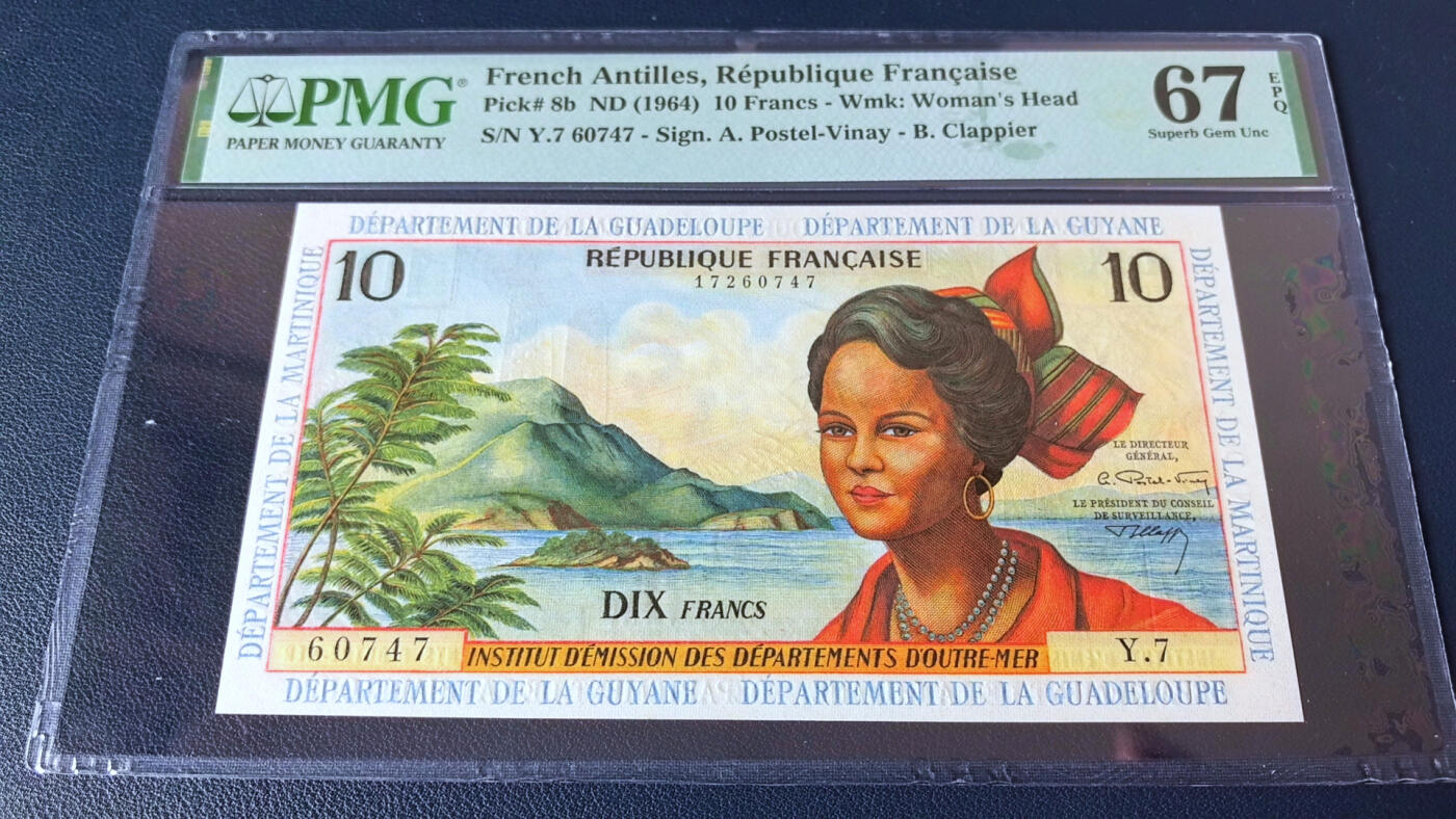 【Blue Auction】✨世界纸币精拍第485期【精】 【p8b】法属安的列斯 1964年10法郎 背面风景唯美 PMG67EPQ 高分 