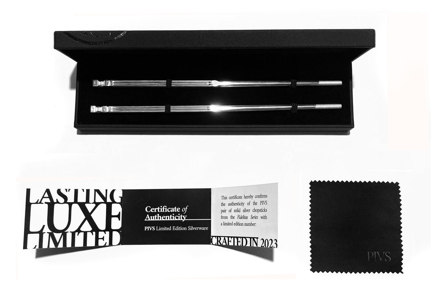 盛世勋华——号角文化勋章邮票专场拍卖第299期 号角和她的朋友们 来自塞尔维亚的品牌PIVS品牌，总重52克， 999纯银筷子，银价1100+。带证书，限量发行，编号081，带原盒