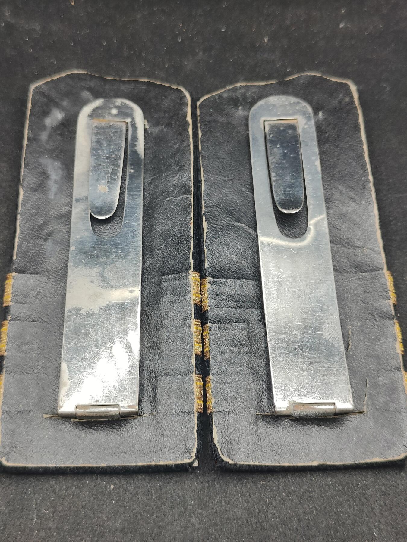 全场0元起拍 第162期 咸鱼国勋章拍卖专场 6月5日（周三）下午6：00开始 日本早期商船肩章一对