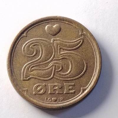 20240601 - 丹麦25欧尔铜币 皇冠爱心币幸运币 17.5mm 保真年份随机发货3715