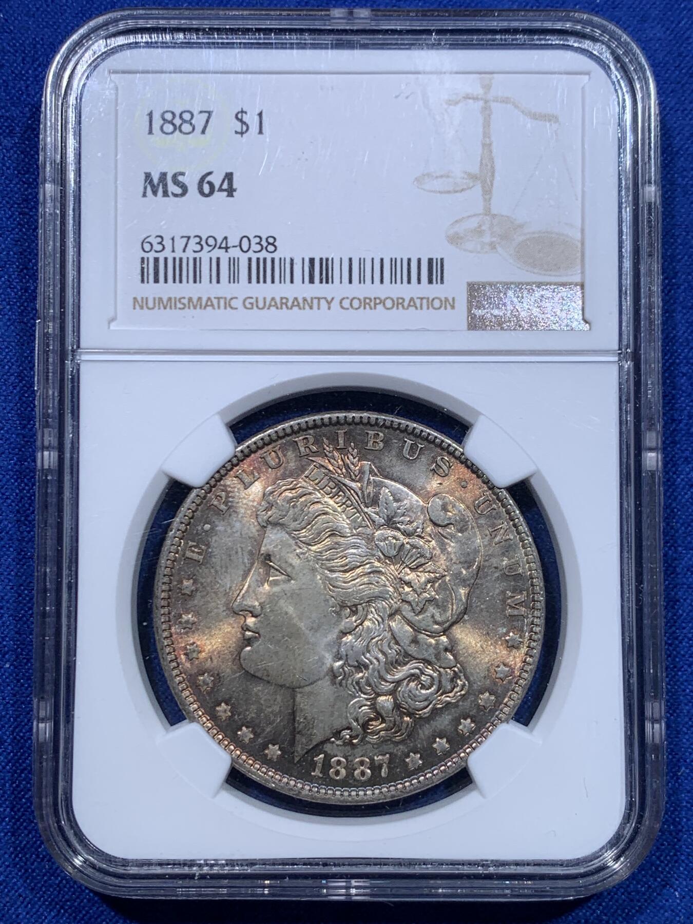 《竞宝斋》第276场- 周日，周一 2场连拍 （全场包邮） NGC MS64 美国1887年摩根银币 五彩包浆 非常漂亮