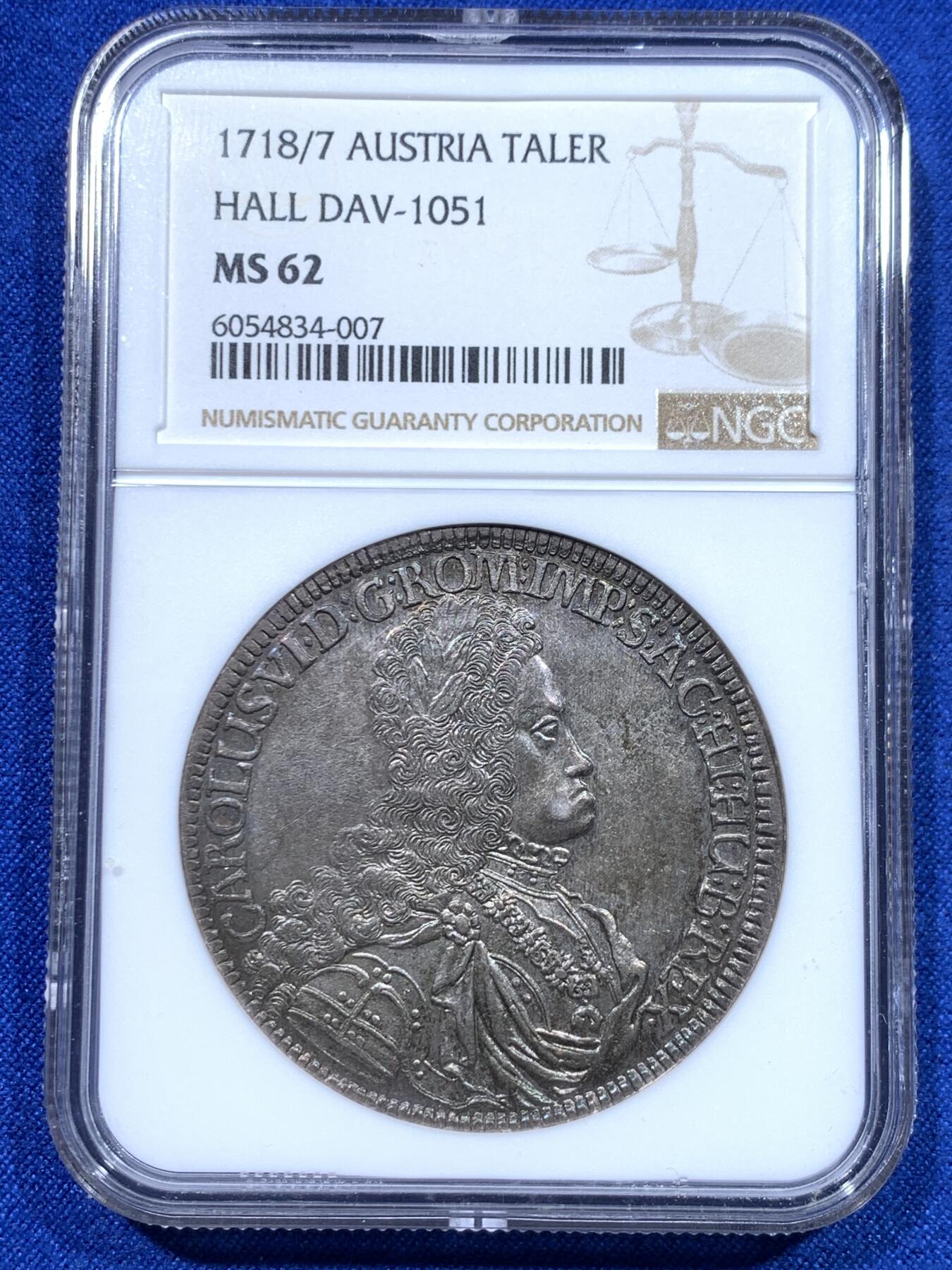 《竞宝斋》第276场- 周日，周一 2场连拍 （全场包邮） NGC MS62 神圣罗马帝国 1718/7年 查理六世泰勒骑字版大银币 奥地利大波浪神罗泰勒 彩金包浆 稀少骑字版。全网唯一骑字亚军分，上面就一个63分。