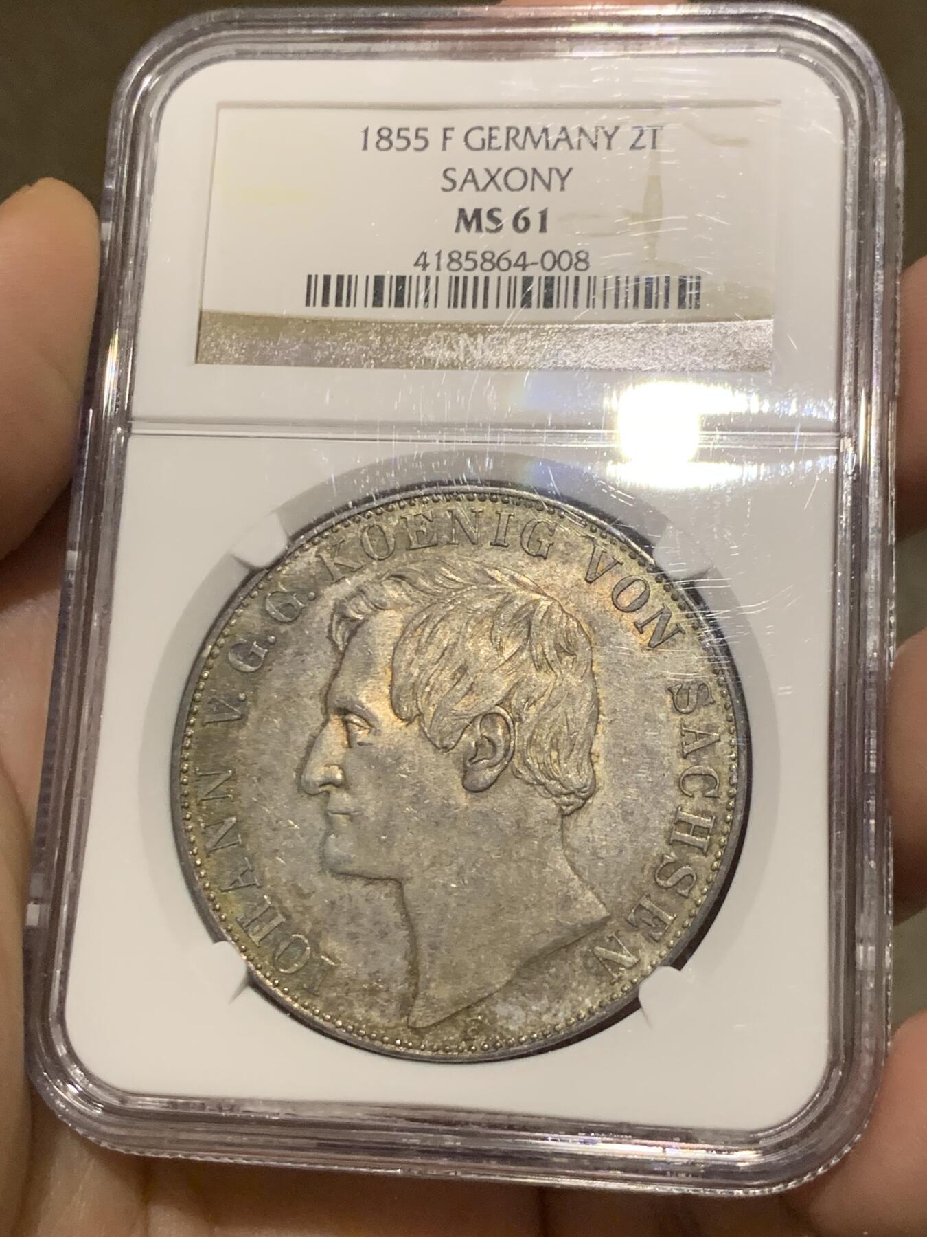 《竞宝斋》第276场- 周日，周一 2场连拍 （全场包邮） NGC MS61 德国 1855萨克森流通纹章2泰勒 约翰五世2泰勒的首年，37克大银币，两年发行品种，NGC亚军分，包浆好看