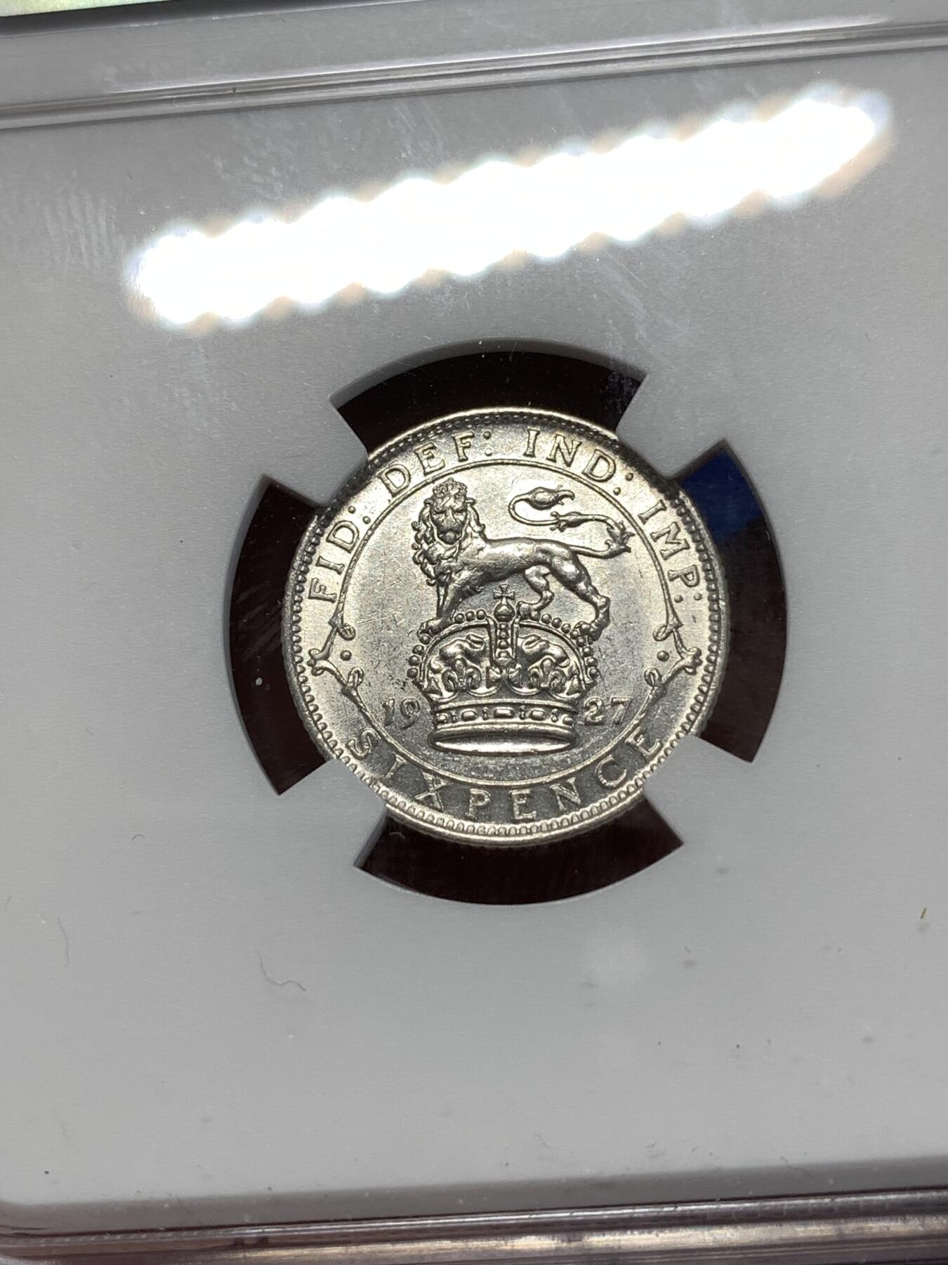 《竞宝斋》第276场- 周日，周一 2场连拍 （全场包邮） NGC AU55 英国1927年乔治五世6便士银币